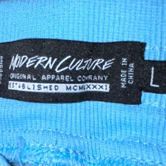 Men’s Blue Modern Culture Shorts Size Large - Picture 5 of 5